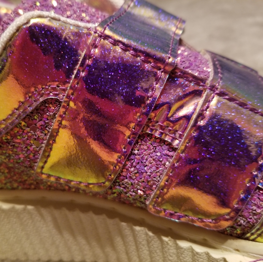 'Puschia' Hologram Creepers - Picture 7 of 7